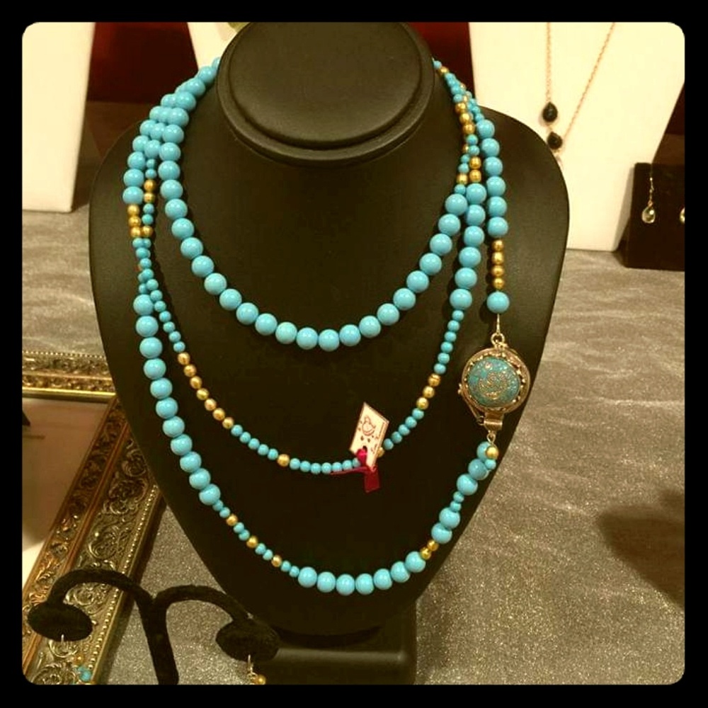 Turquoise Blue Wraparound Necklace and earrings se